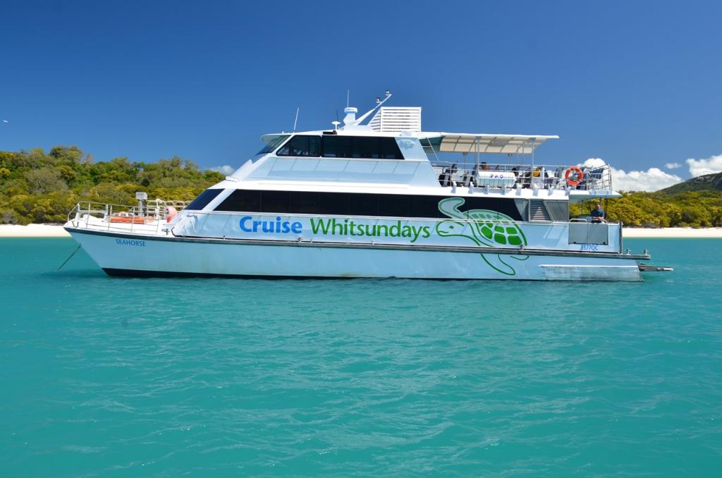 whitsunday cruise packages